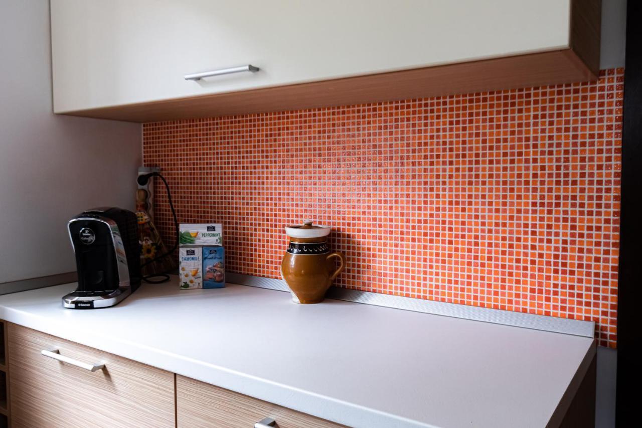 Db Apt - Comfort And Space In The Heart Of Old Town Apartment Brasov Luaran gambar